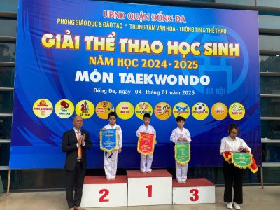 NIỀM VUI CUỐI TUẦN CỦA THẦY VÀ TRÒ NHÀ TRƯỜNG ĐÃ GIÀNH HUY CHƯƠNG VÀNG MÔN TAEKWONDO CẤP QUẬN NIỀM VUI CUỐI TUẦN CỦA THẦY VÀ TRÒ NHÀ TRƯỜNG ĐÃ GIÀNH HUY CHƯƠNG VÀNG MÔN TAEKWONDO CẤP QUẬN