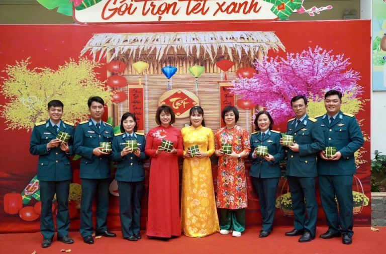 GÓI TRỌN TẾT XANH – THẮM ĐƯỢM TÌNH QUÂN DÂN